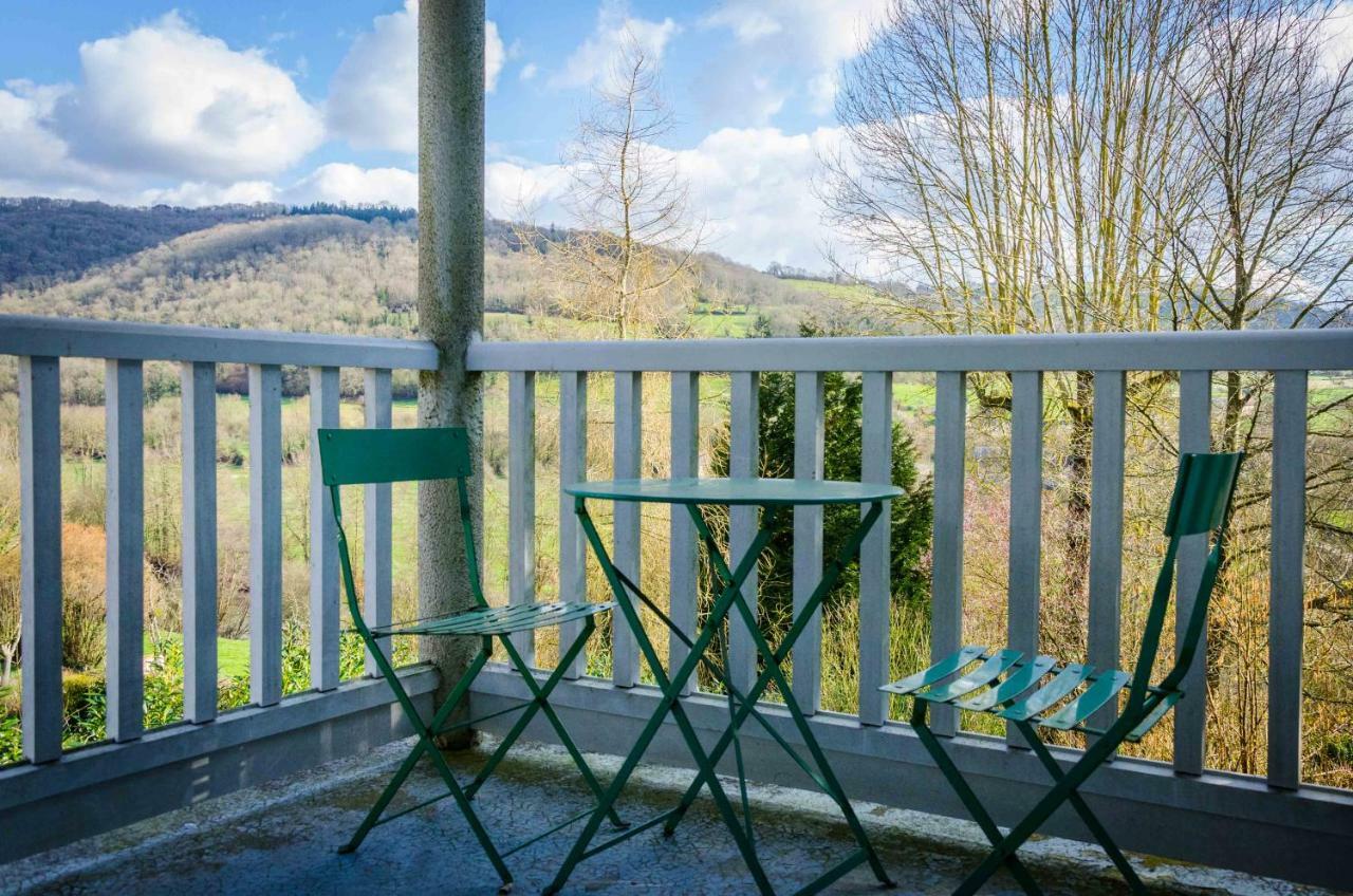 Gites De La Petite Suisse Clecy Luaran gambar